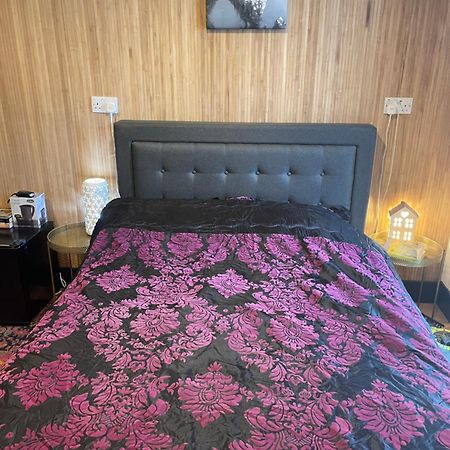 Novas Nook, Marshalls Camelford Esterno foto